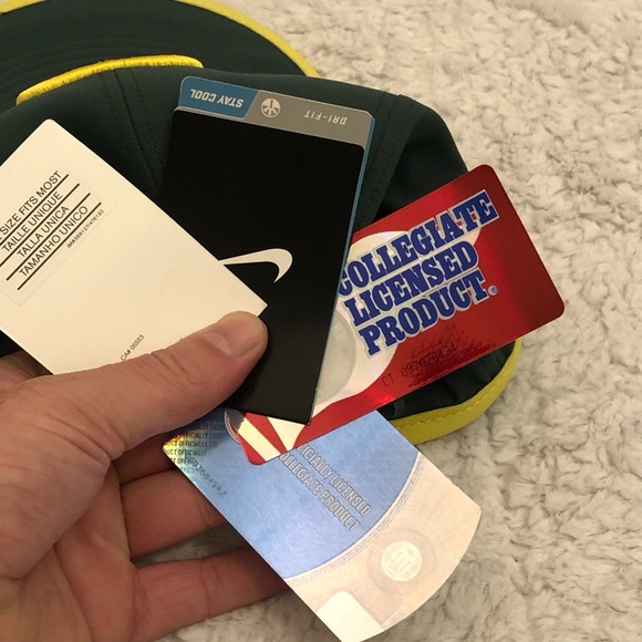 Nike Oregon Ducks Legacy9I Dri Fit Green adjustable Golf Coaches Hat Cap - Picture 6 of 10